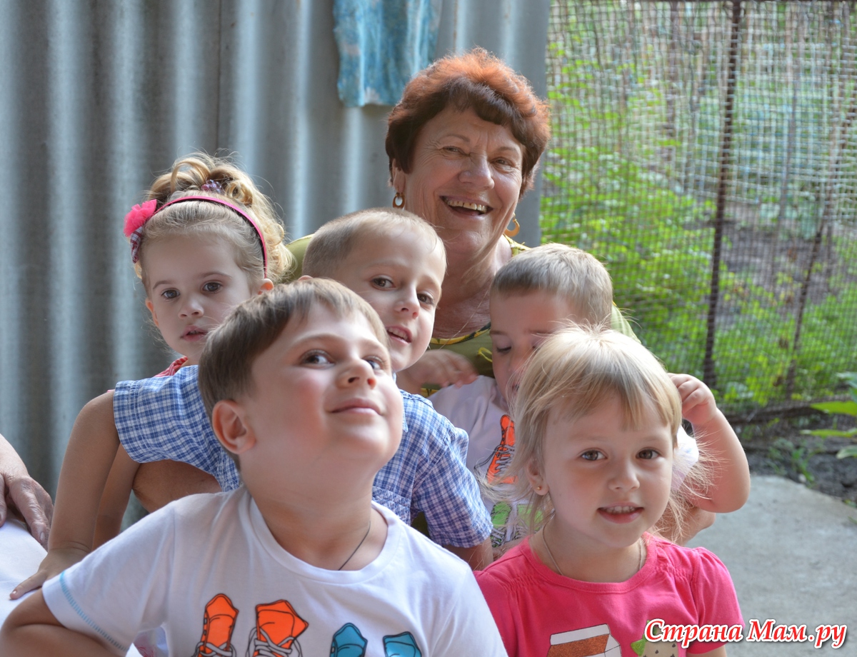 Справа, родная тетя соблазнила племянника взгляды них rodnaya-tetya-soblaznila-plemyannika