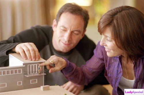 Watch Friends With Money Streaming