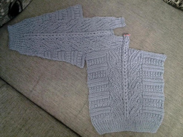   (Brioche Stitch Baby Sweater)