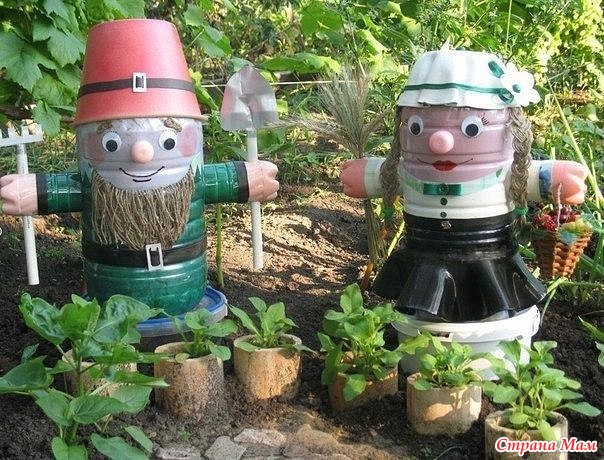 Поделки из пластиковой бутылки для дачи