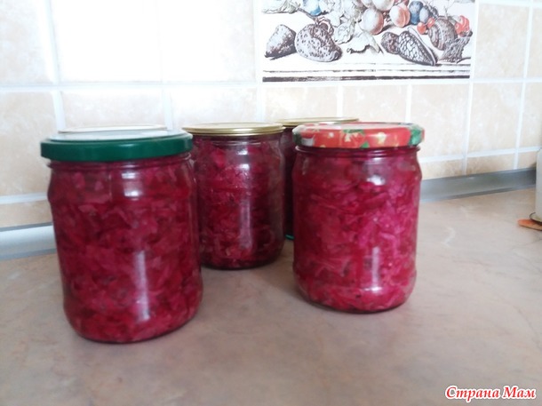 Капуста и свекла тушеныеы