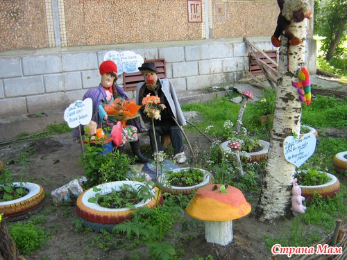 Ещё один дворик.