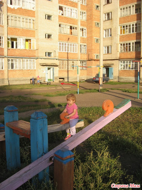 парковка возле подъезда