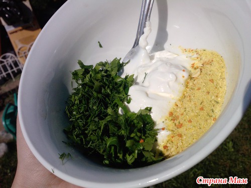 Курочка в фольге на углях
