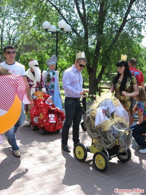 Парад колясок в Волгограде