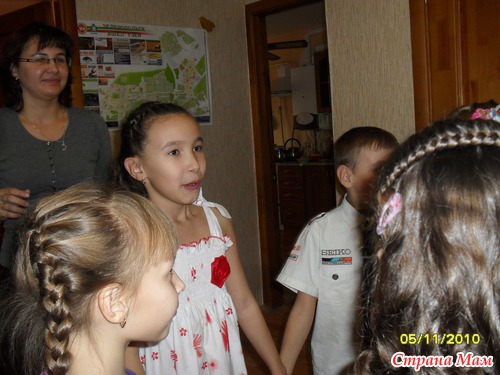 Нам 9 лет