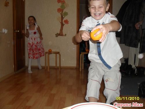 Нам 9 лет