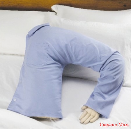     http://creativeskirts.typepad.com/creative_skirts/images/pillow.jpg