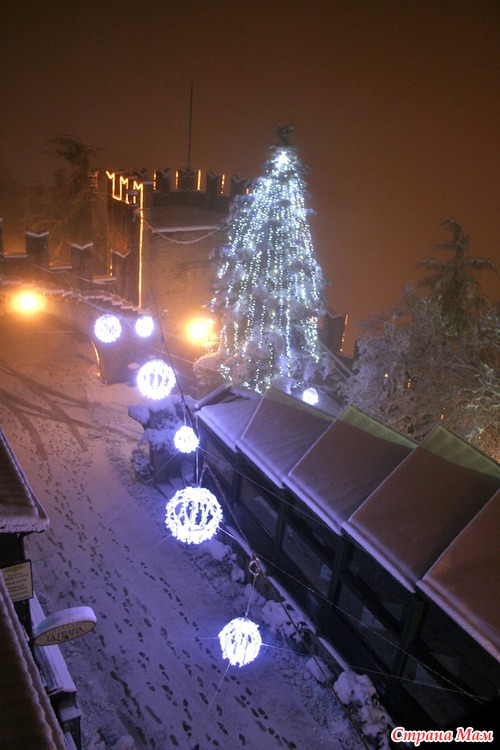 У нас первый снег!