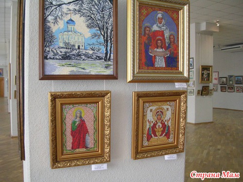 Выставка "Мир женщины"