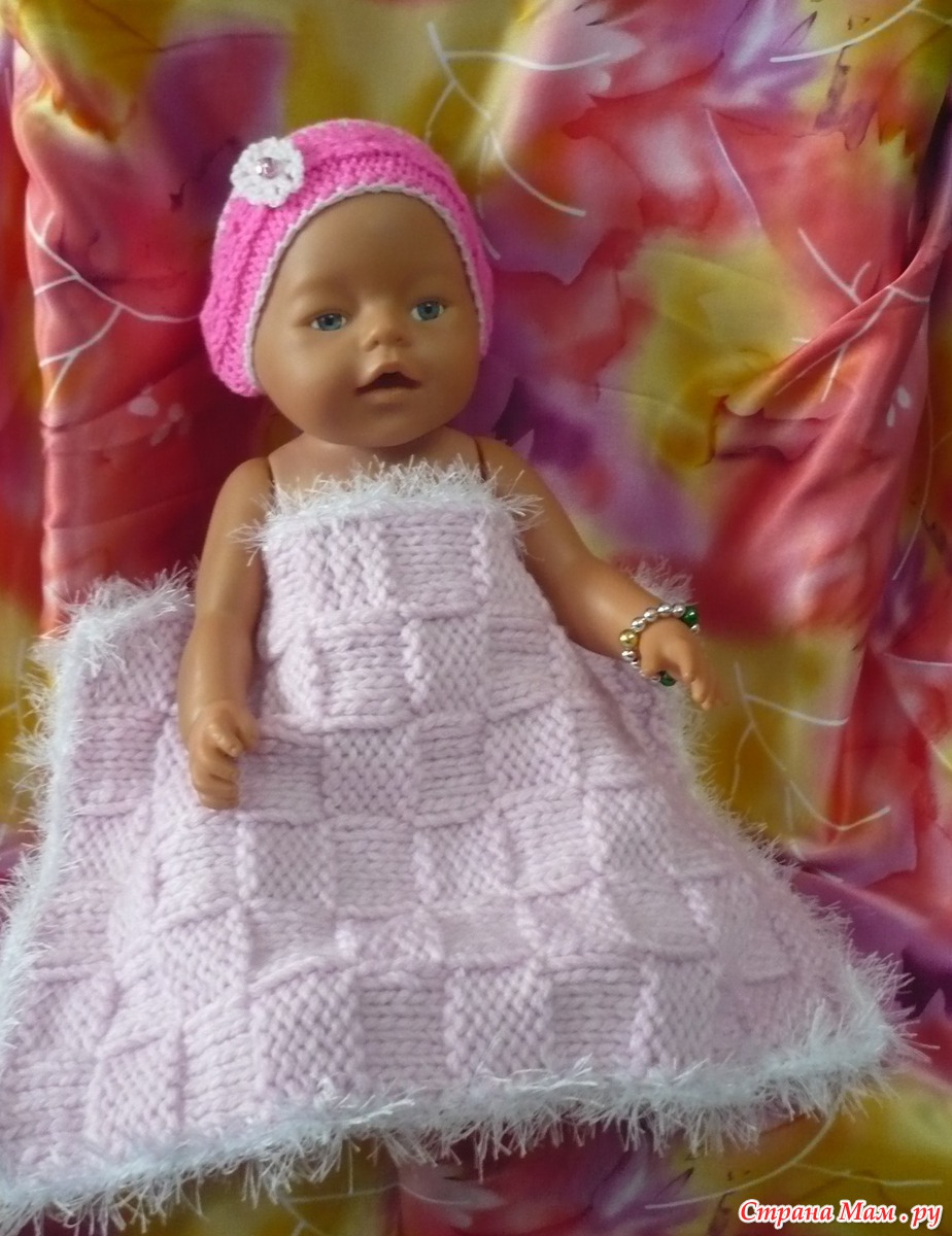 Вязаное платье для кукол Беби Борн