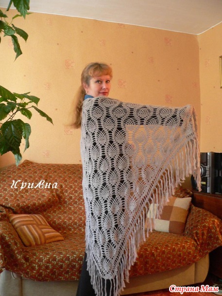 Шаль ананасами