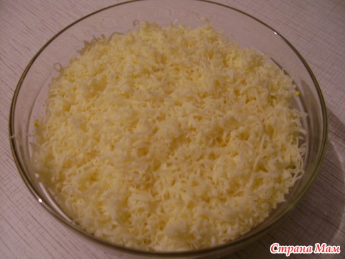 Салат с грибами.