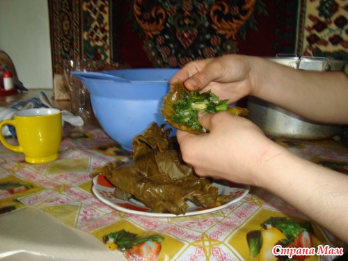 Яланчы долма (долма с зеленью)