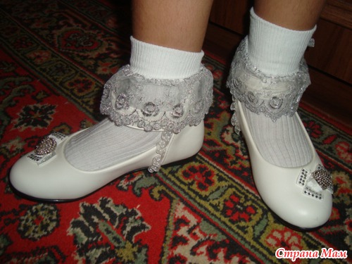 Школьные туфли.