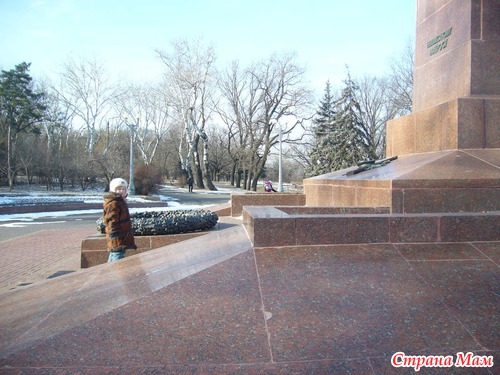 Море замерзло, и была война