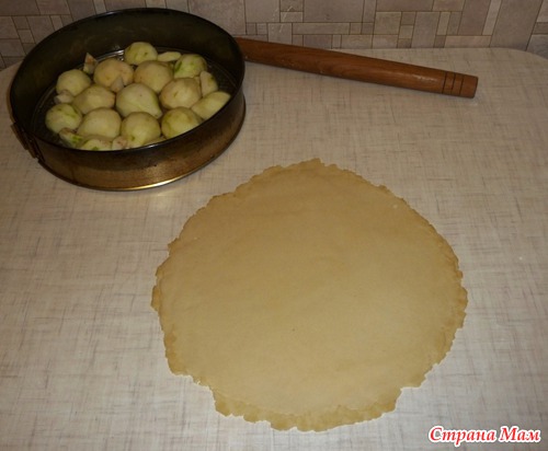 Тарт Татен с грушей и корицей