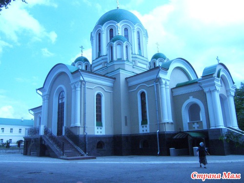 Прогулялись в Тихонову пустынь.