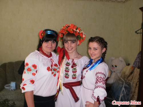 Венчание в украинском стиле)))много фото...