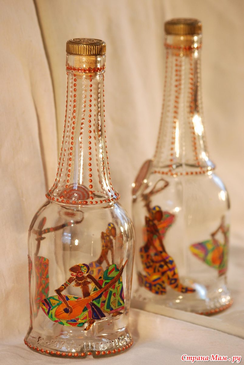 Первая бутылочка. Советский шампунь в стеклянной бутылке. Копии изделий в стеклянной бутылке. Бутылки с первыми шампунями. Надпись на стеклянной бутылке Быковка.