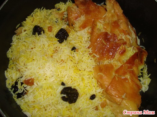Плов с изюмом.