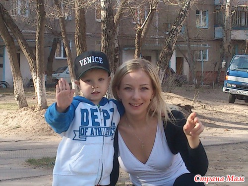 Ну не любит фотографироваться!
