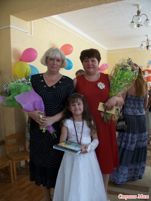 Первый выпускной! Радостно и грустно...
