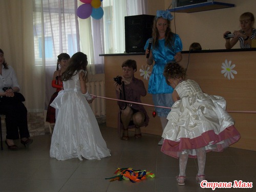 Первый выпускной! Радостно и грустно...
