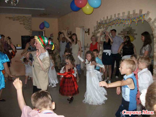 Первый выпускной! Радостно и грустно...