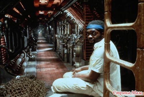 /Alien (1979), /Aliens (1986),  3/Alien3(1992),  4: /Alien: Resurrection (1997)