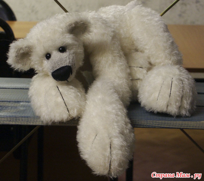 Тедди белый. Белый медведь игрушка. Мягкая игрушка белый медведь. Игрушки из искусственного меха. Меховой медведь игрушка.
