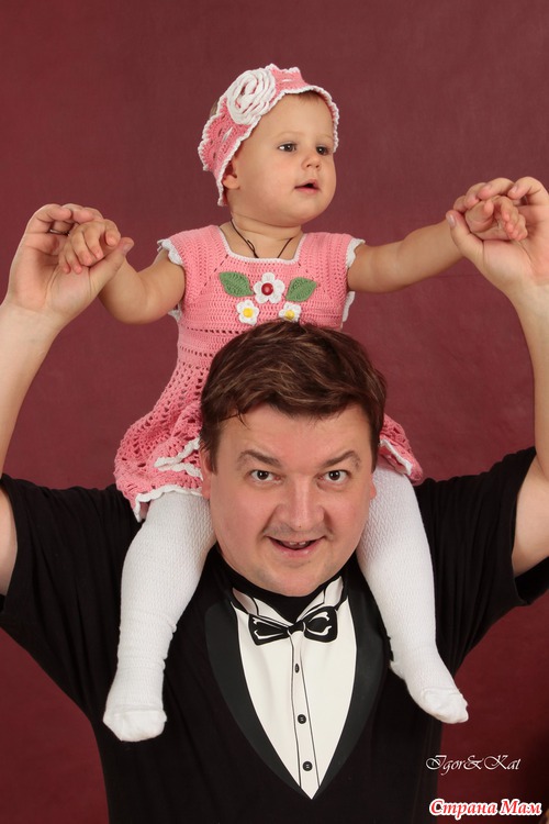 Ну вот и наша первая семейная фотосессия подоспела!!!