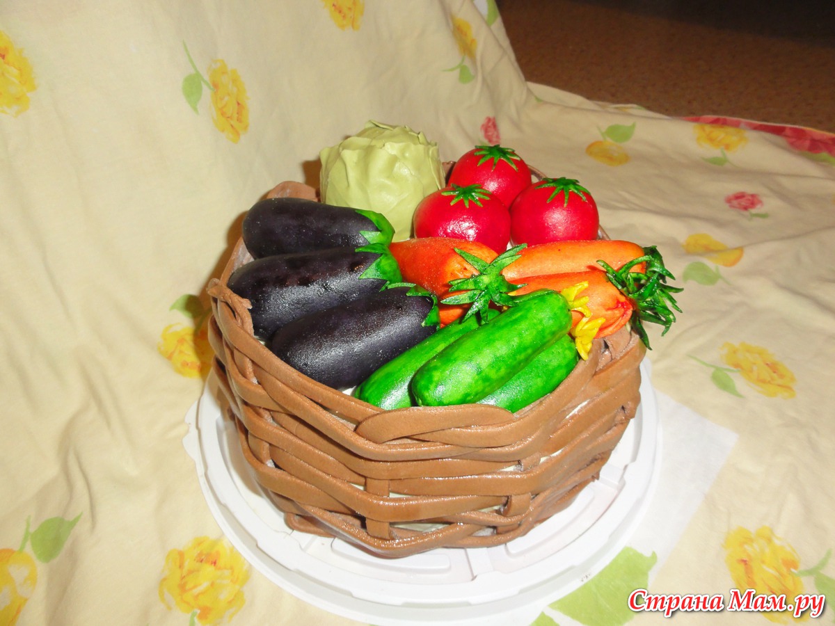 Торт лукошко с овощами