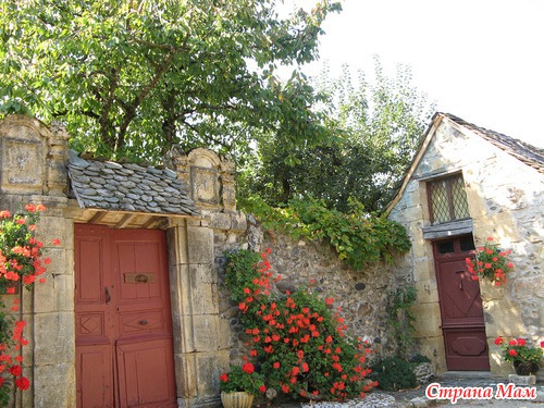  Sainte Eulalie d'Olt. 