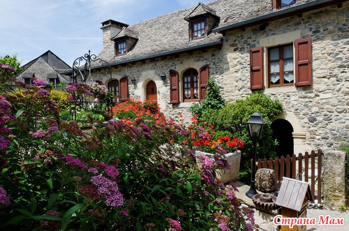  Sainte Eulalie d'Olt. 