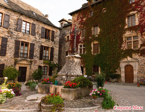  Sainte Eulalie d'Olt. 