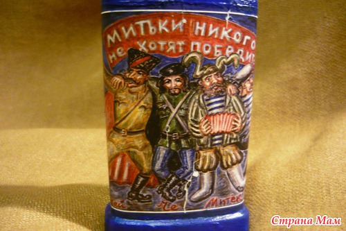 Сине-зелёное.