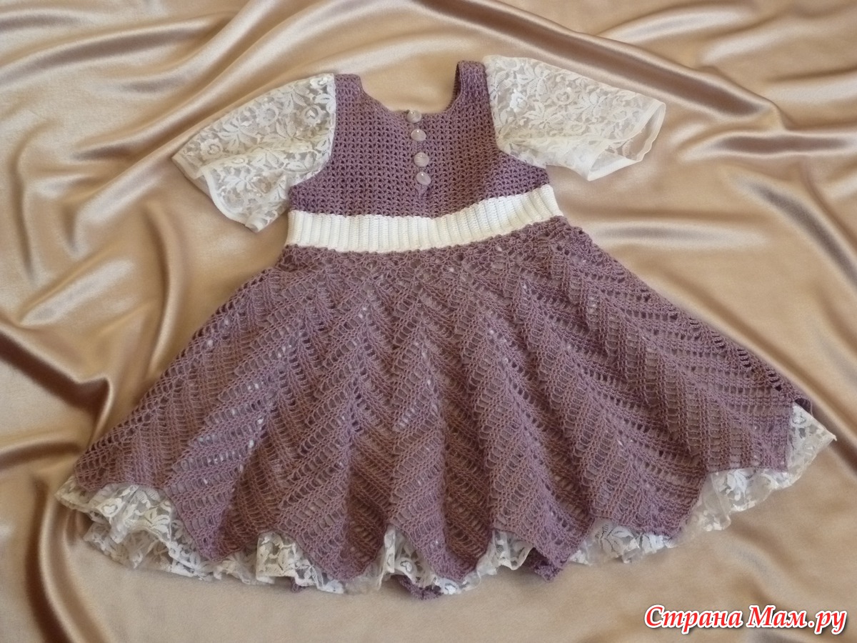 Вязаное платья на девочку 2 лет