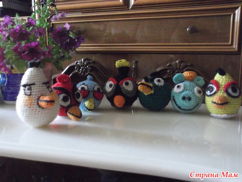    Angry Birds