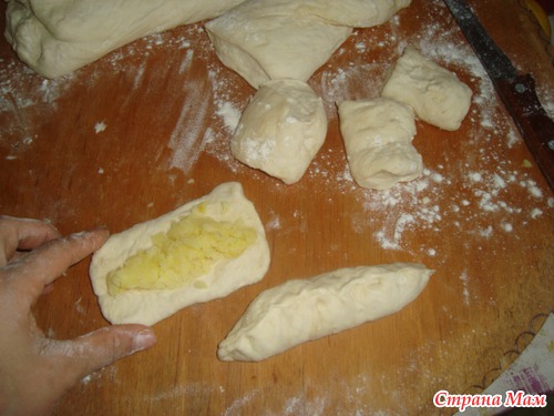Пирожки с картошкой.