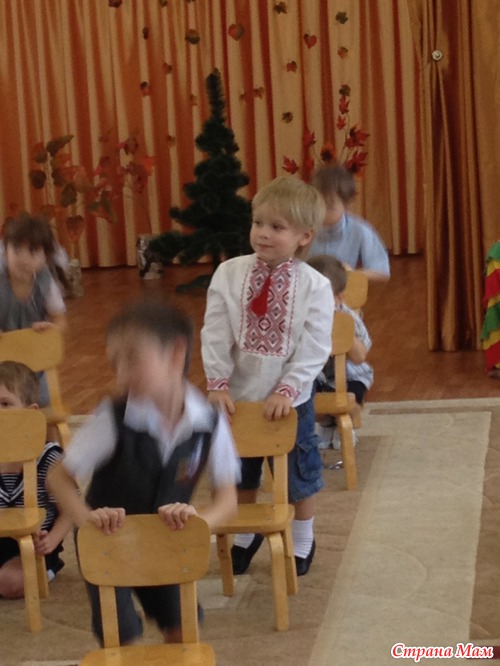 Первый утренник в саду