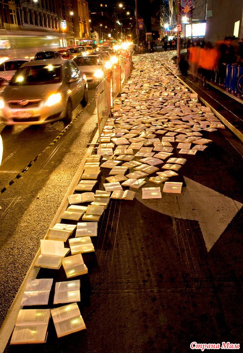   Literature VS Traffic   