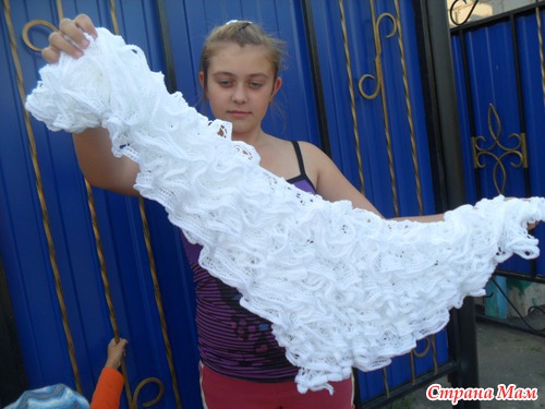 Шаль из ленточной пряжи