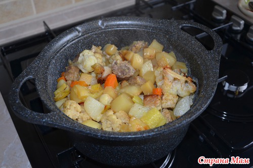 Мясо с овощами в духовке
