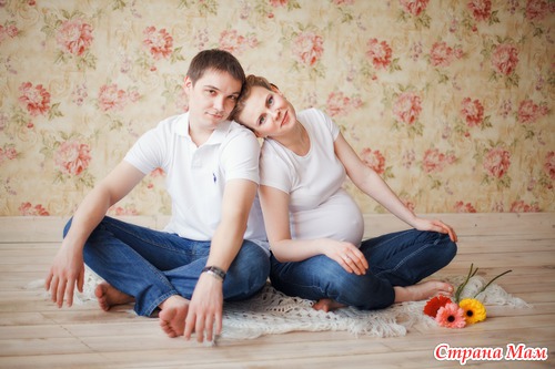 Фотосессия беременности в фотостудии