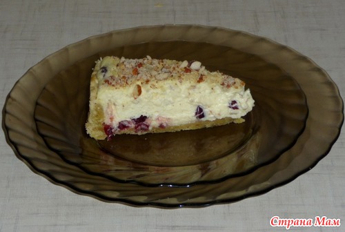 Творожник с изюмом и миндалем