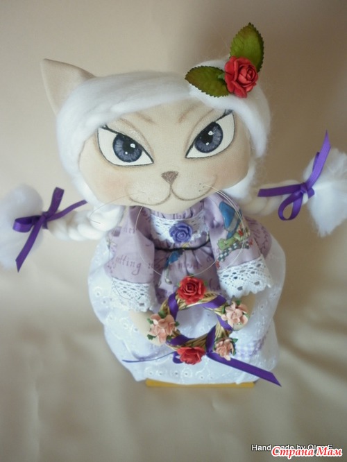 Кошечка Мия