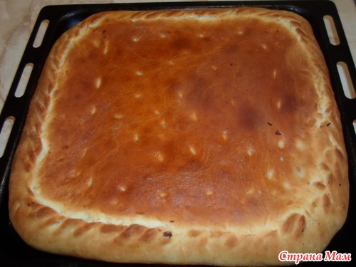 Пирог с капустой и рыбой.