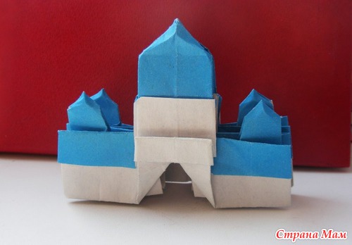 Храм в технике оригами.