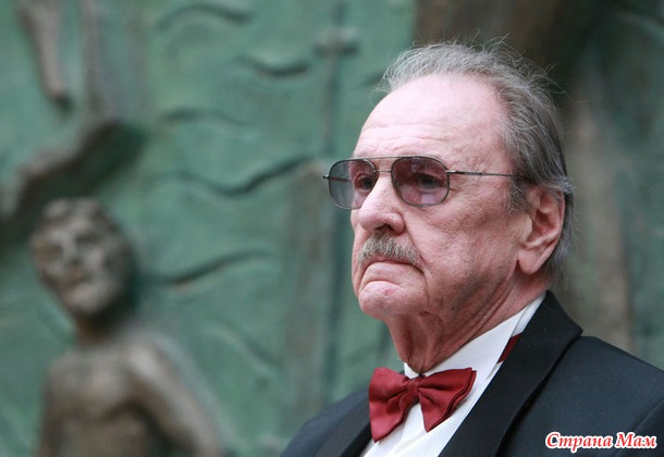 Памяти Юрия Васильевича Яковлева (25/4/1928 – 30/11/2013).